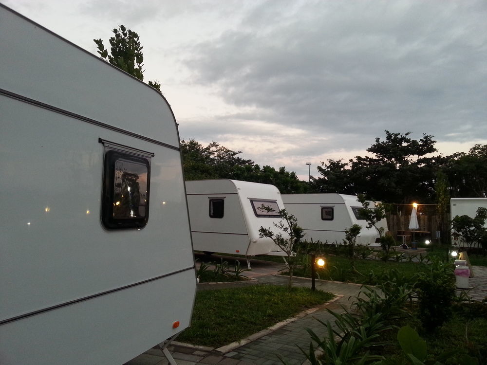 Kenting Houbihu Camping Car B&B Lungsuj Kültér fotó